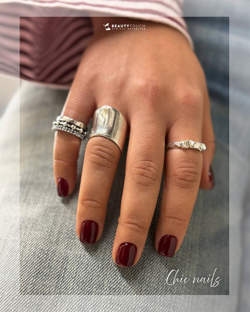 Περιποίηση άκρων μανικιούρ και πεντικιούρ