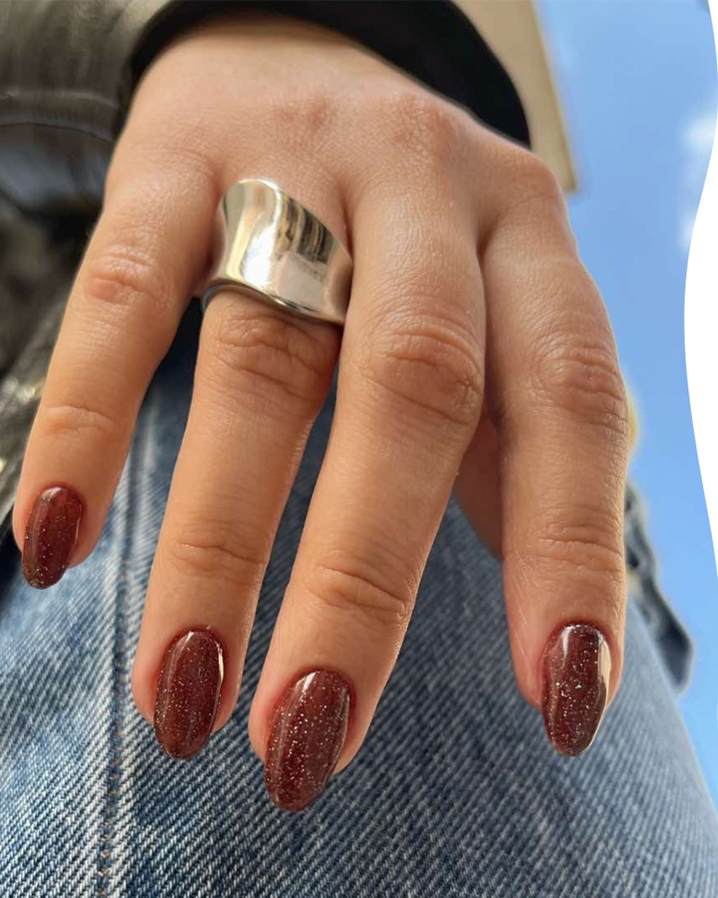 Περιποίηση άκρων μανικιούρ και πεντικιούρ